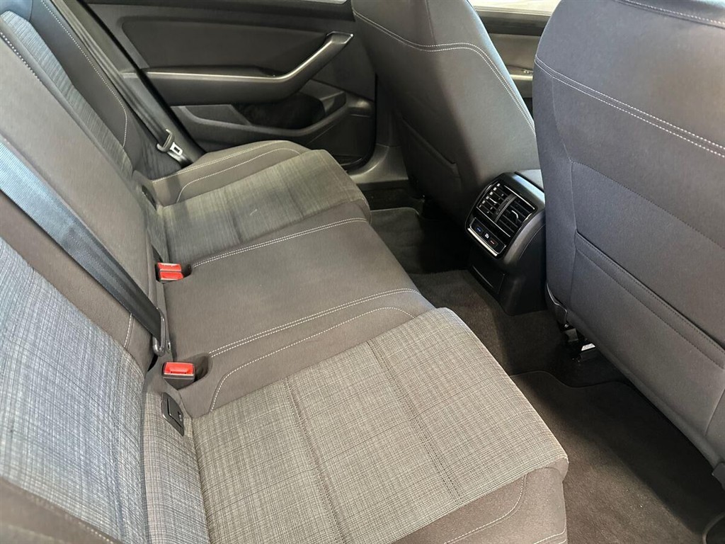 VW Passat Business Plus Pro billede 12