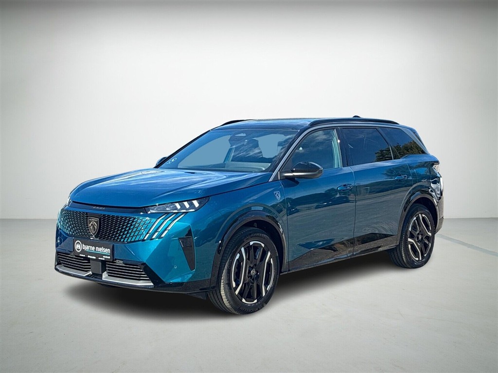 Peugeot e-5008 GT