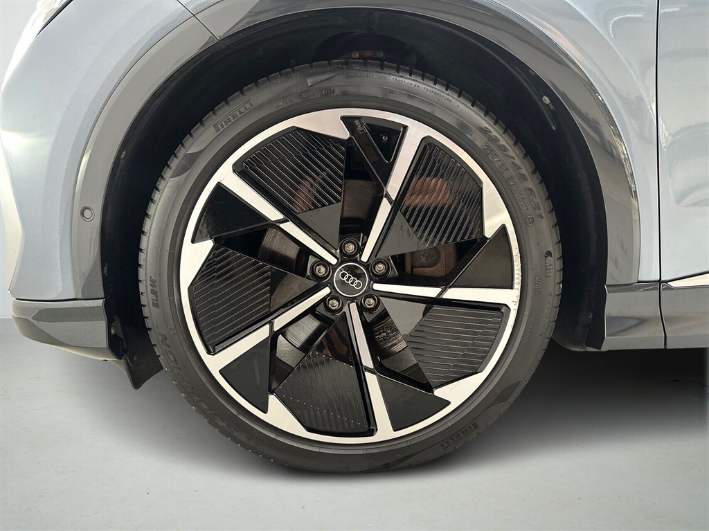 Audi Q4 S Line billede 9