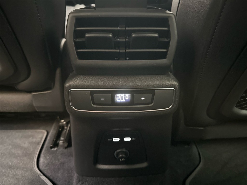 Audi Q4 S Line billede 23