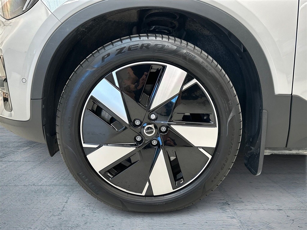 Volvo EX40 Plus billede 10