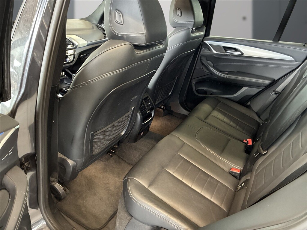 BMW iX3 Charged Plus billede 23