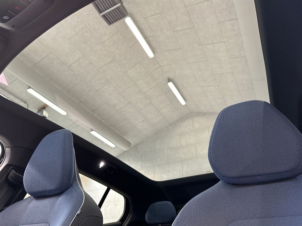 Volvo EX30 Black Edition billede 22