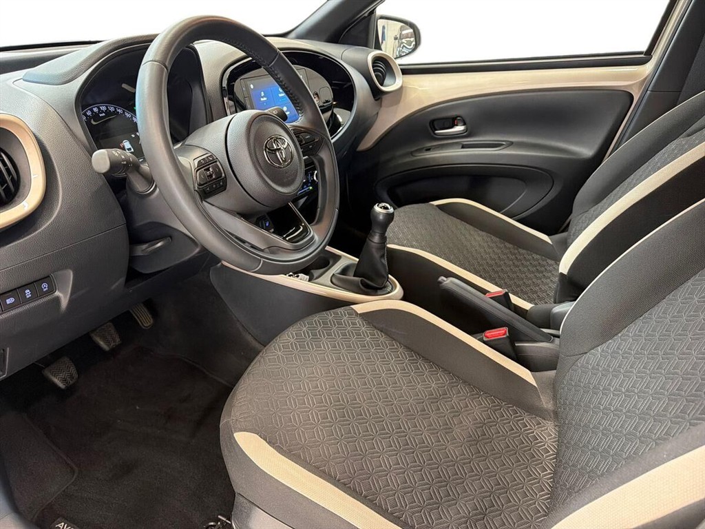 Toyota Aygo X Pulse Design billede 3