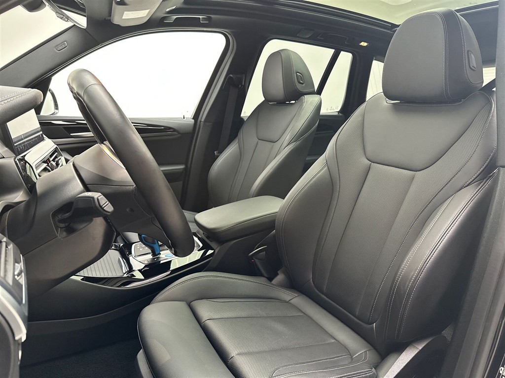 BMW iX3 M-Sport Charged billede 19
