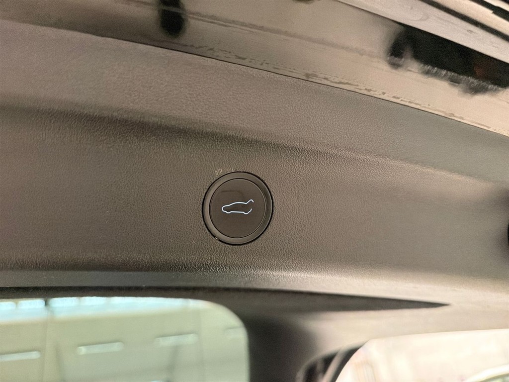 Tesla Model Y Performance billede 14