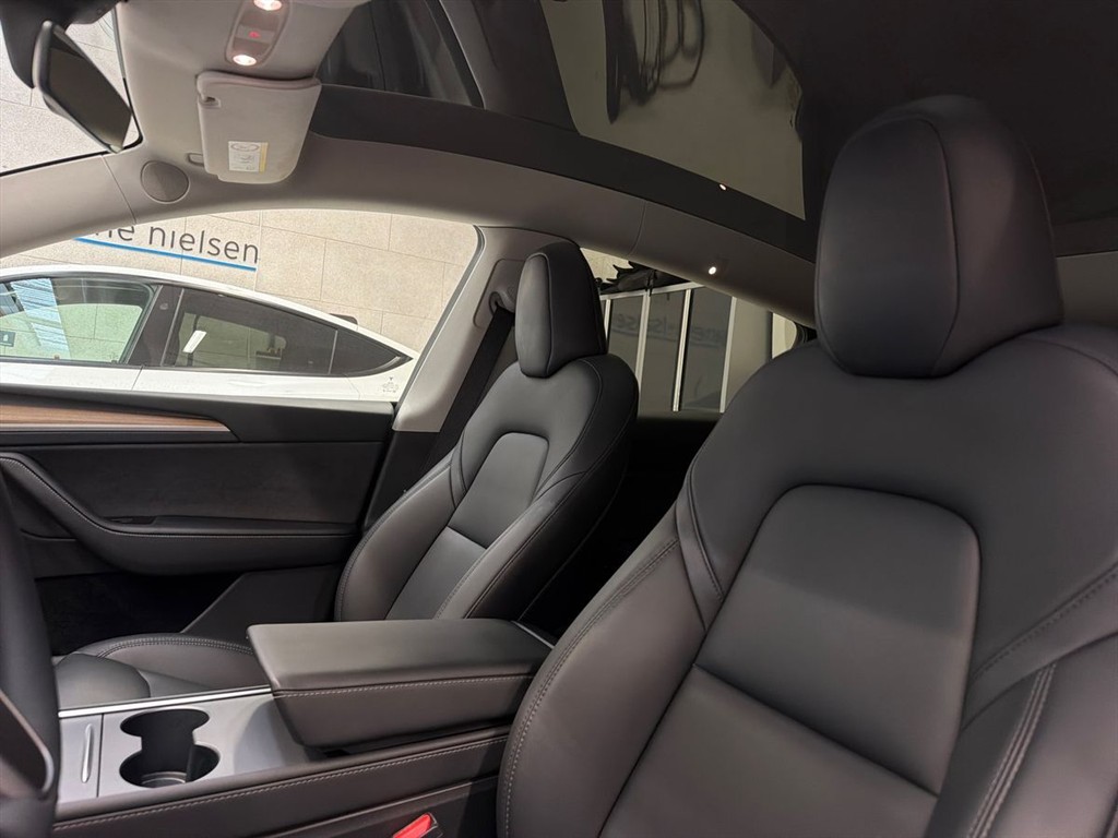 Tesla Model Y Performance billede 15