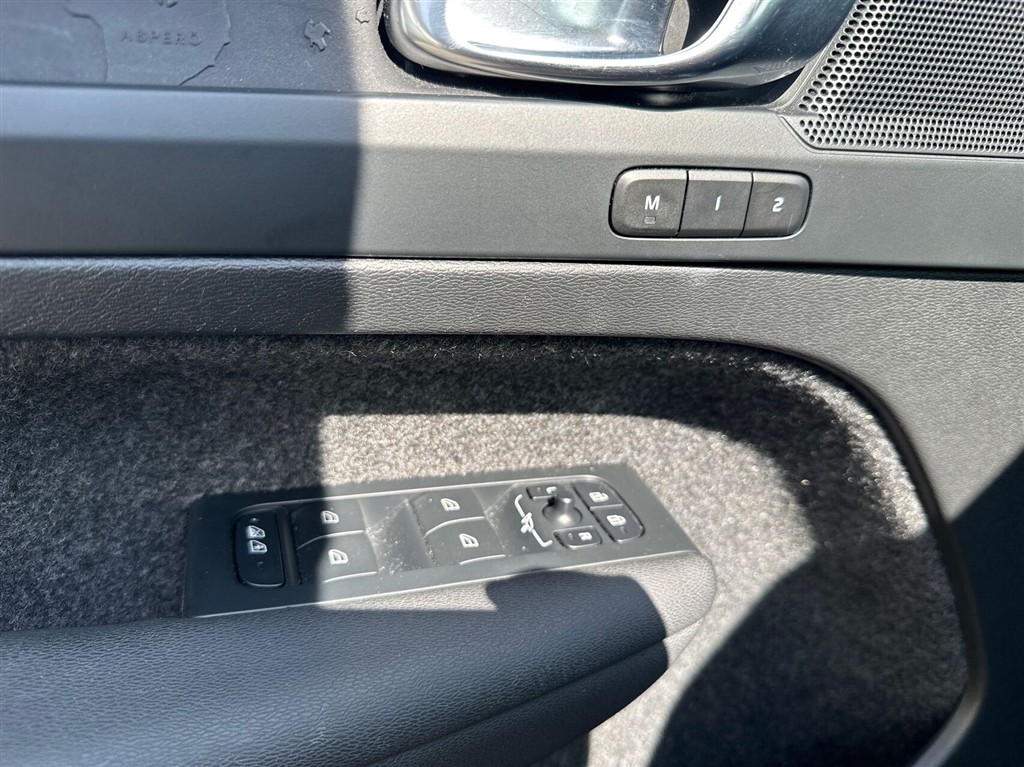 Volvo XC40 Plus billede 16