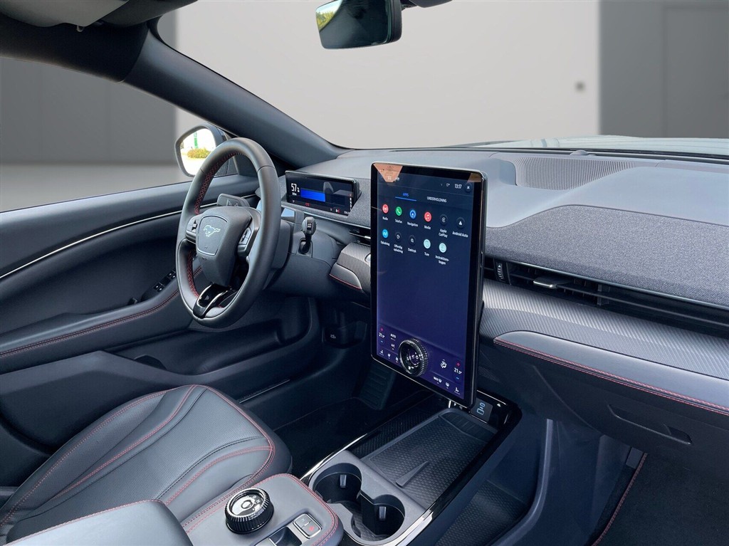 Ford Mustang Mach-E UR Premium billede 8