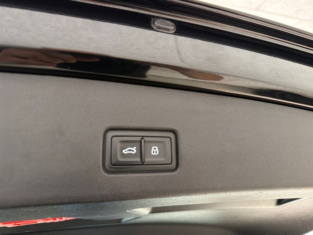 Audi Q4 S Line Edition billede 15
