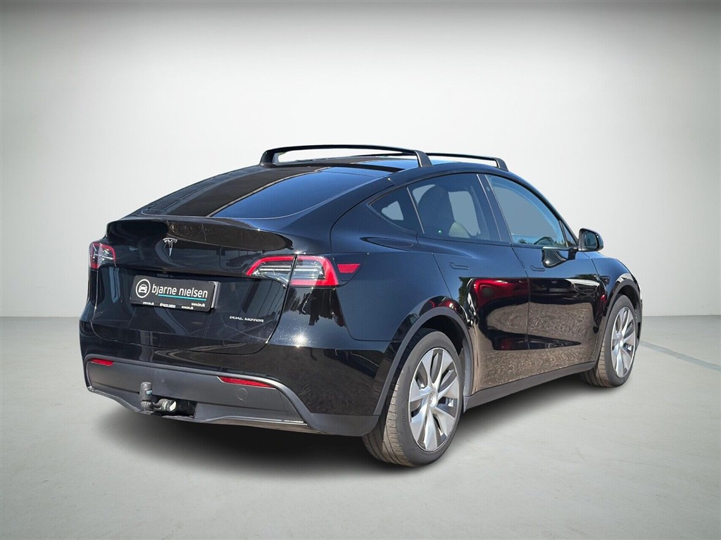 Tesla Model Y Long Range billede 2