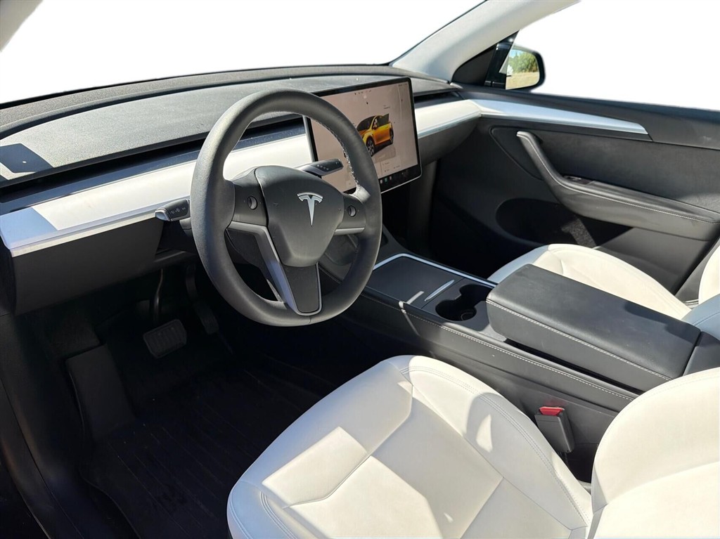 Tesla Model Y Long Range billede 3
