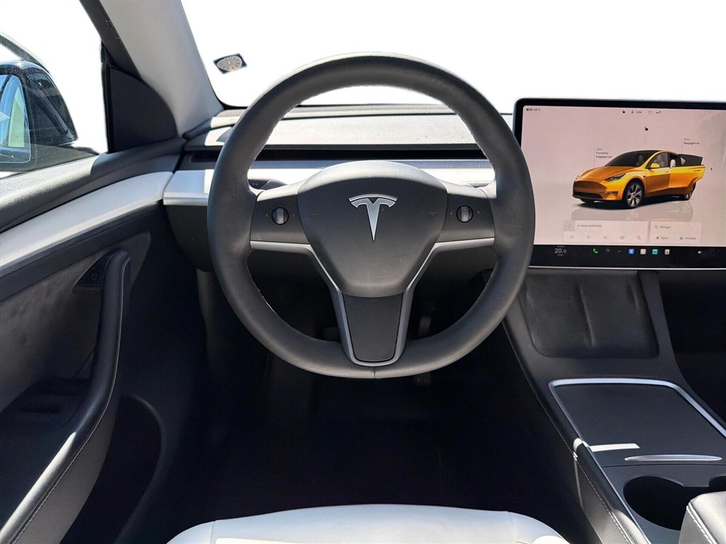 Tesla Model Y Long Range billede 9