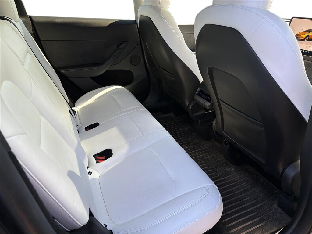 Tesla Model Y Long Range billede 12
