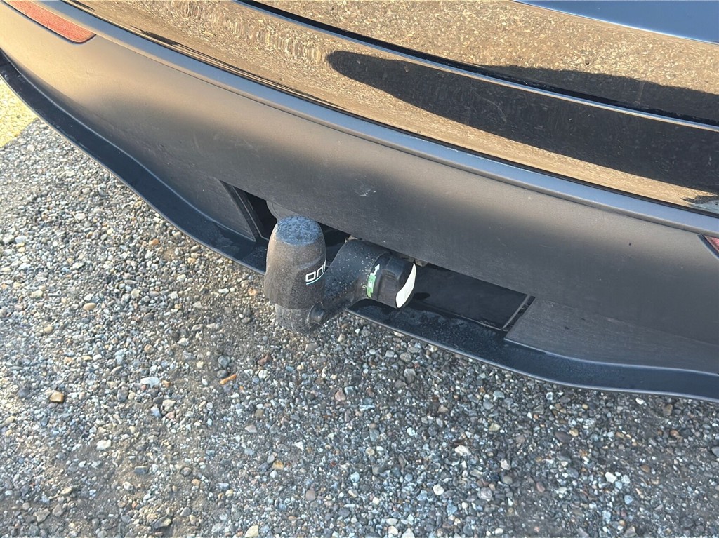 Tesla Model Y Long Range billede 21