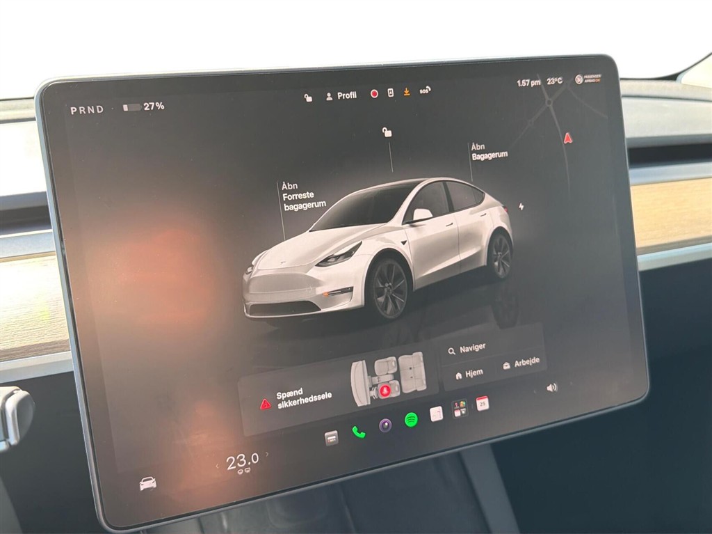Tesla Model Y Long Range billede 11