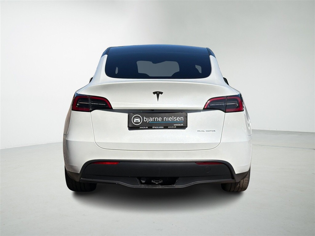 Tesla Model Y Long Range billede 7