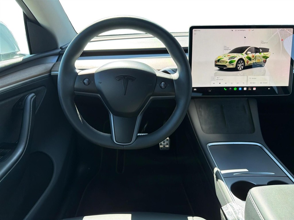 Tesla Model Y Long Range billede 9