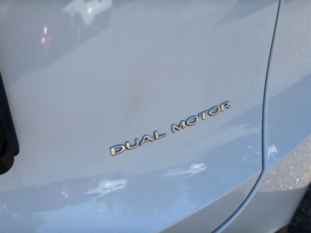 Tesla Model Y Long Range billede 27