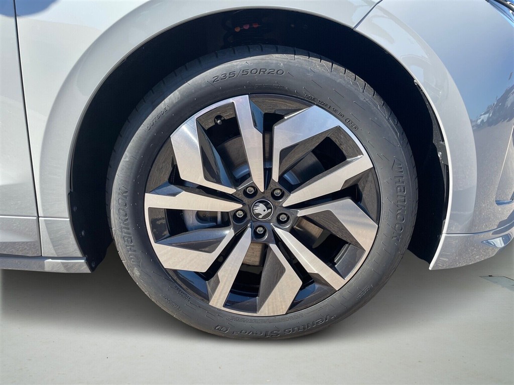 Skoda Enyaq Sportline billede 8