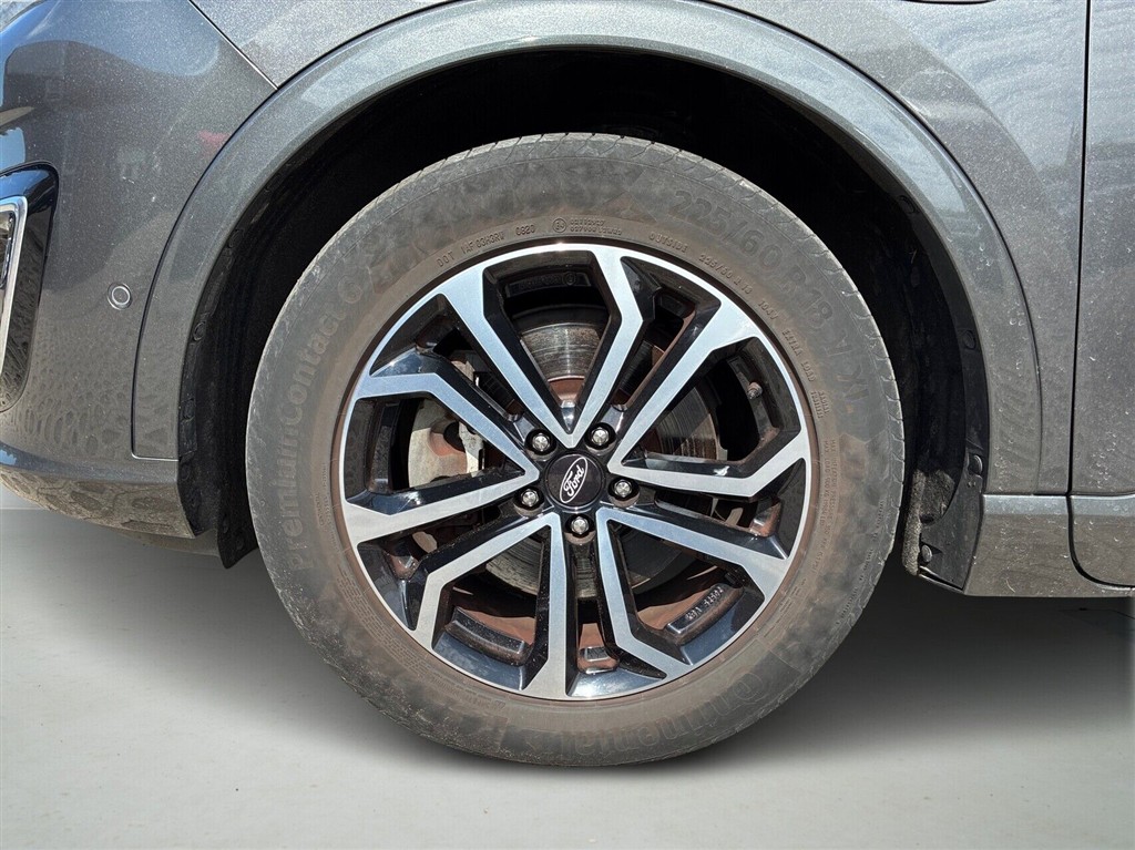 Ford Kuga Vignale billede 8