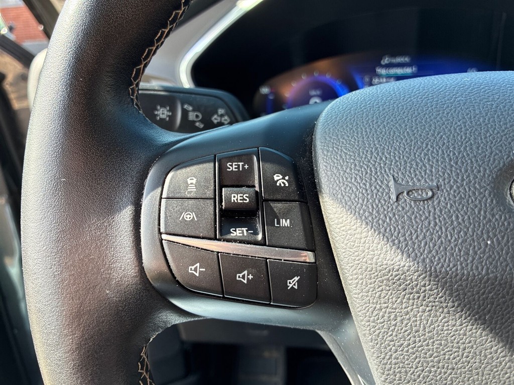 Ford Kuga Vignale billede 17