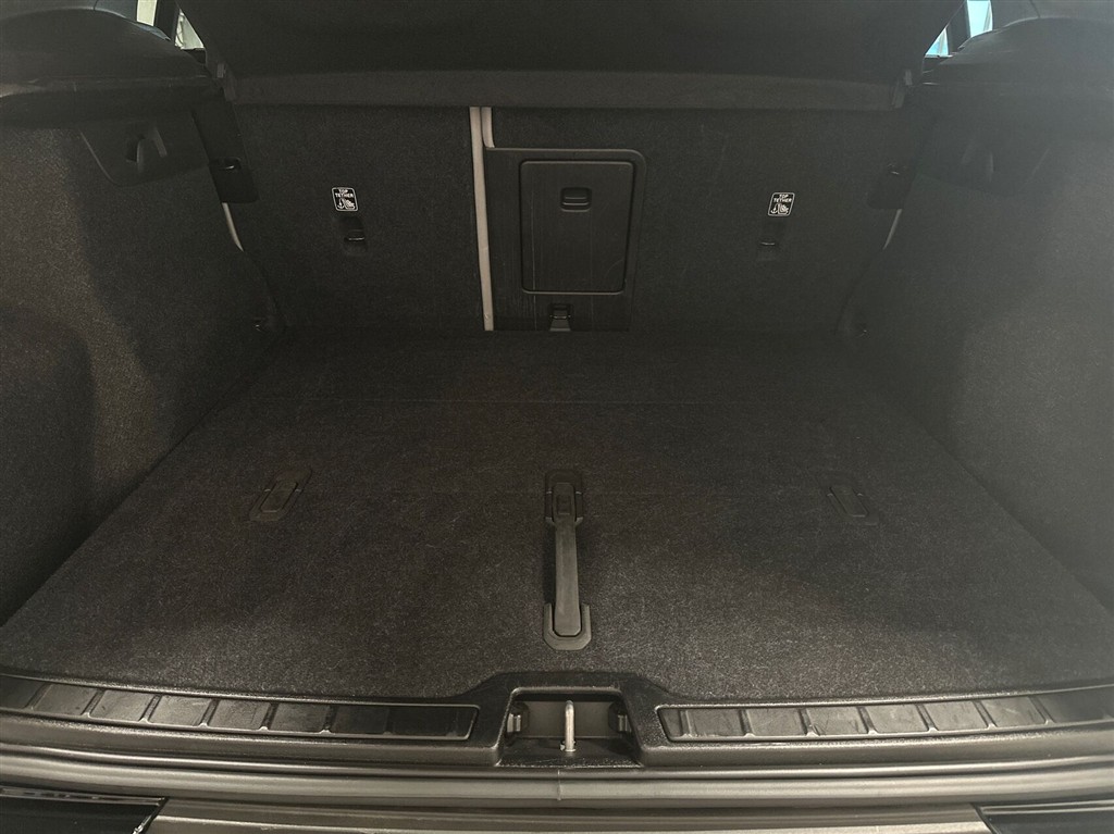 Volvo XC40 Plus billede 14