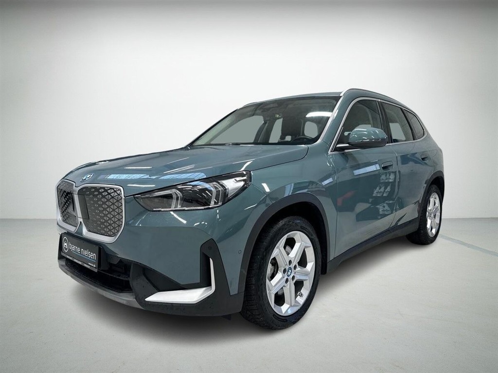 BMW iX1 xLine