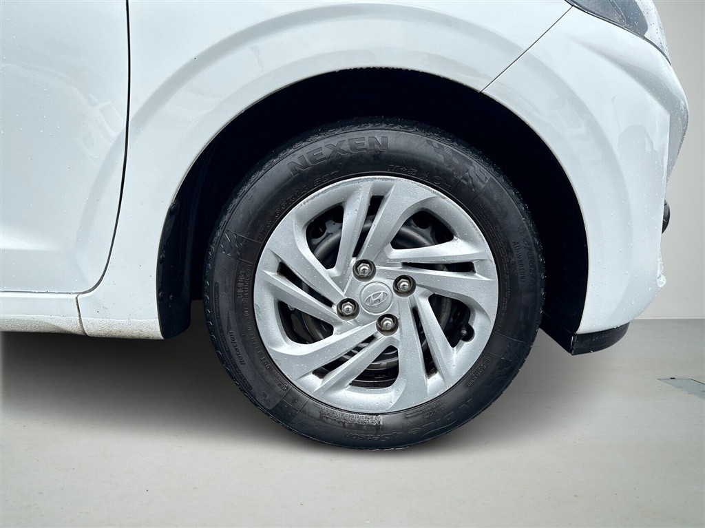 Hyundai i10 Essential billede 8