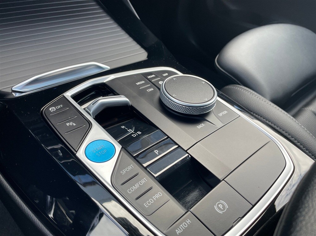 BMW iX3 M-Sport Charged billede 18