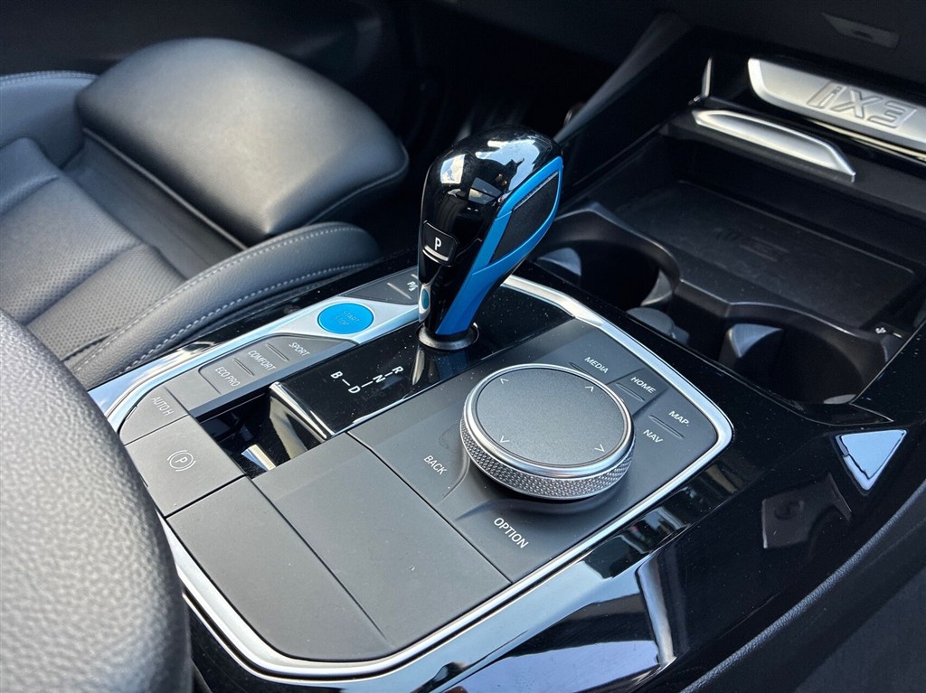 BMW iX3 M-Sport Charged billede 14