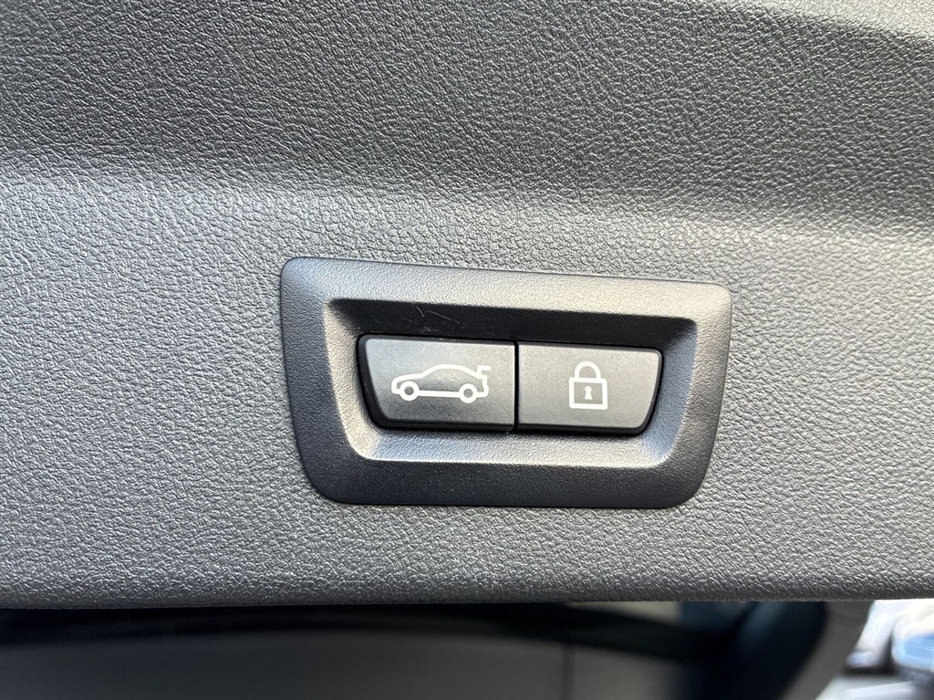 BMW iX3 M-Sport Charged billede 19
