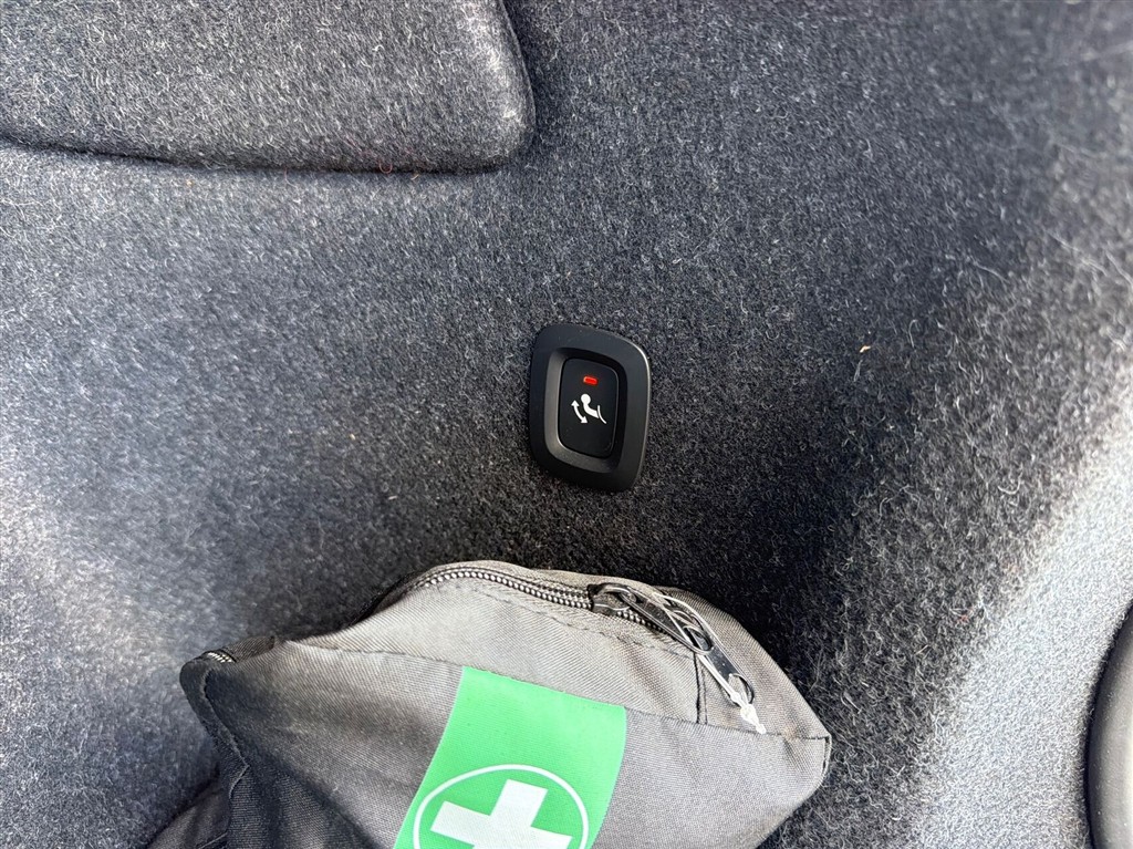 Volvo XC40 Plus billede 18
