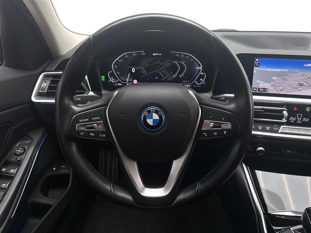 BMW 330e Sport Line billede 10
