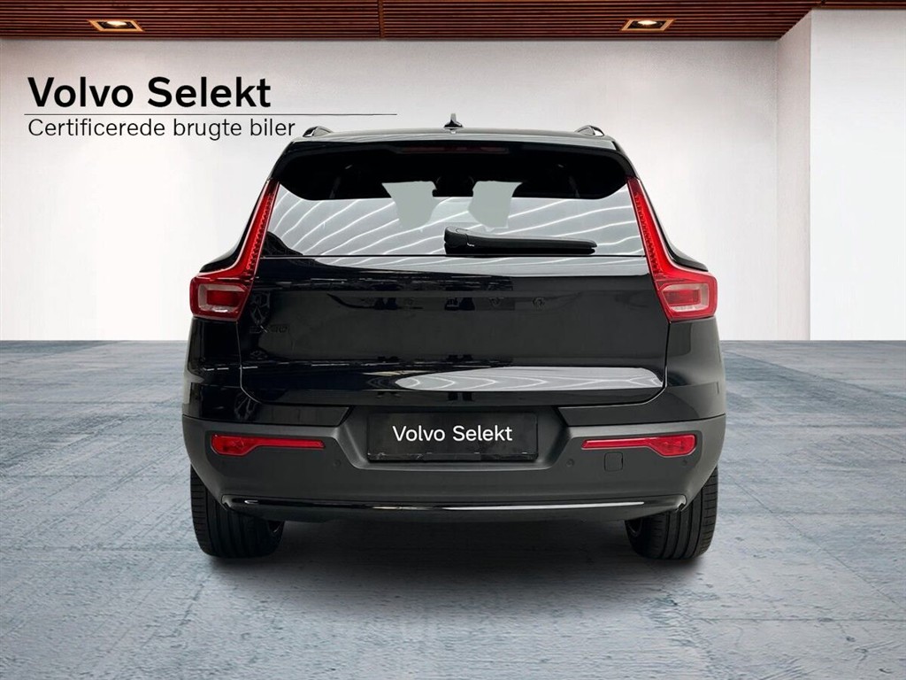 Volvo EX40 Black Edition billede 8