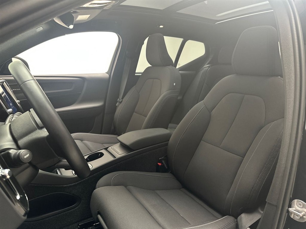 Volvo EX40 Black Edition billede 17