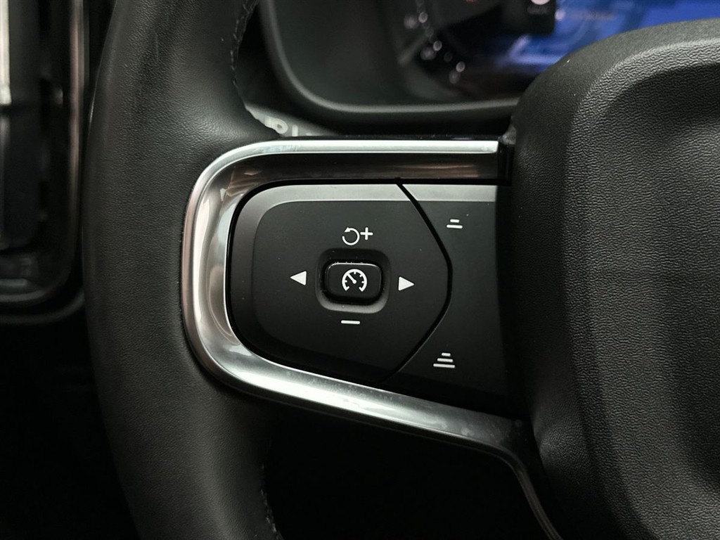 Volvo EX40 Black Edition billede 19