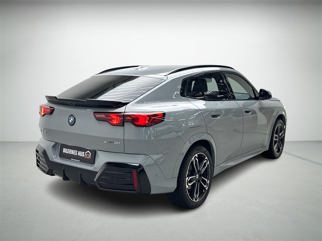 BMW iX2 M-Sport billede 2
