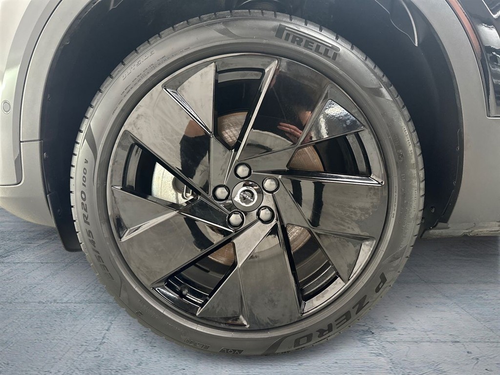 Volvo EC40 Black Edition Plus billede 10