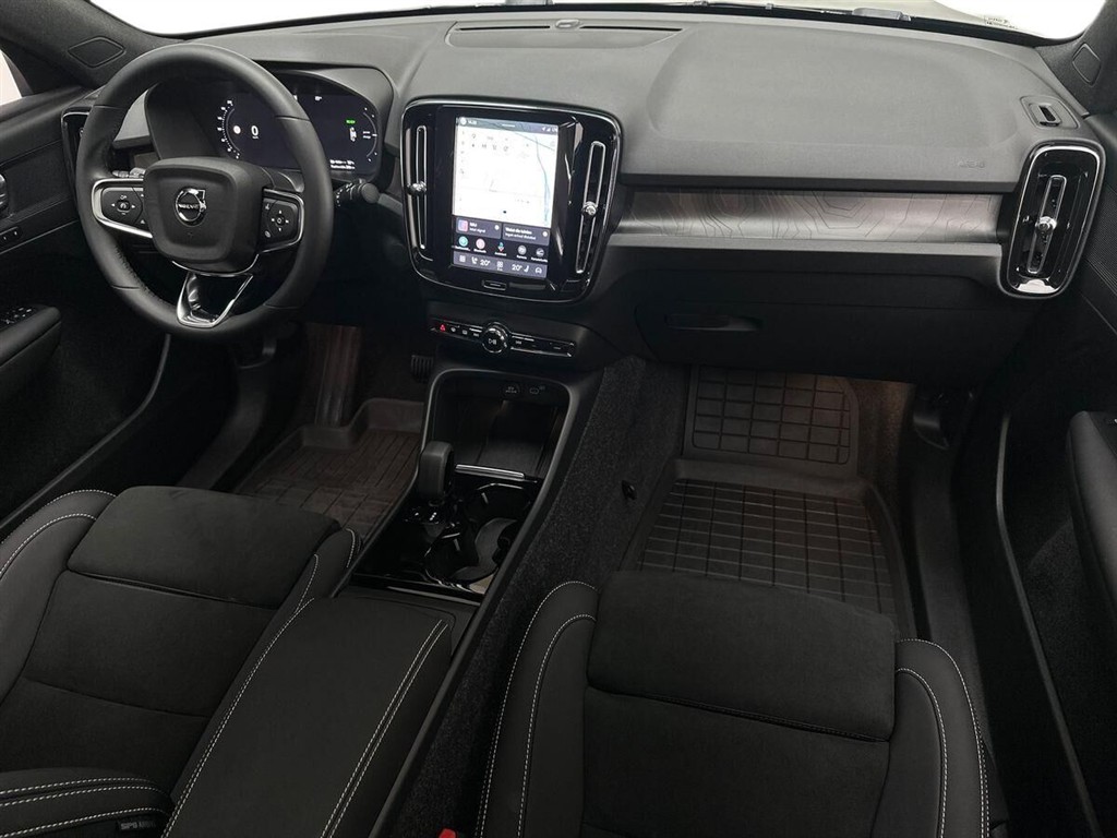 Volvo EC40 Black Edition Plus billede 5