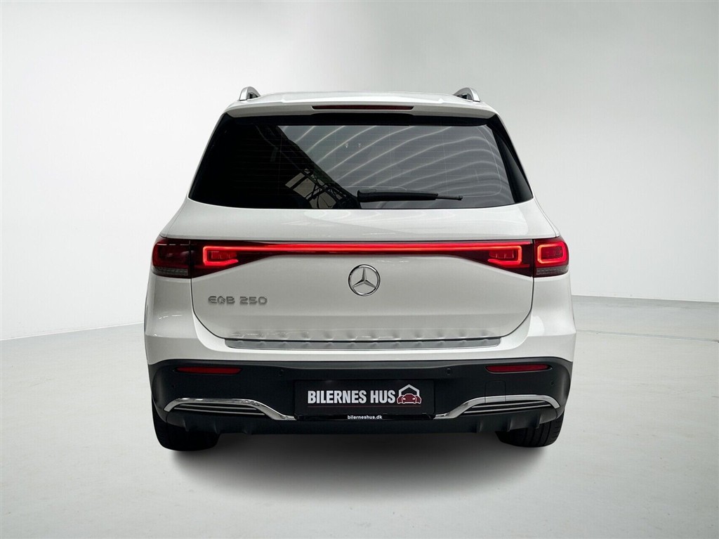 Mercedes-Benz EQB 250 AMG Line billede 7