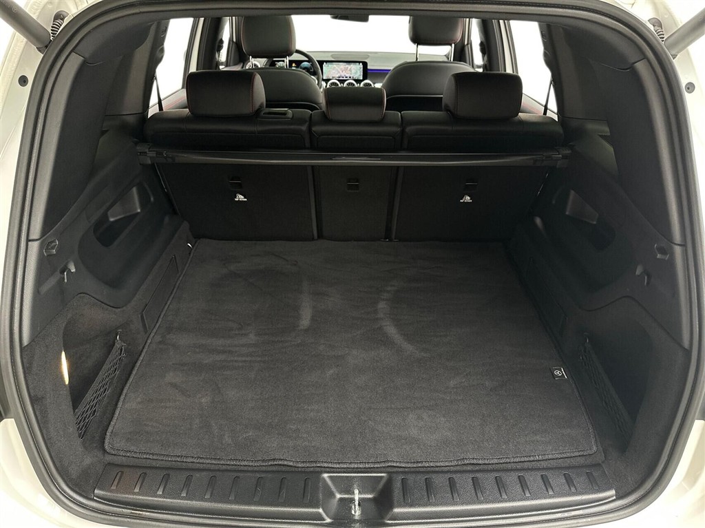 Mercedes-Benz EQB 250 AMG Line billede 13