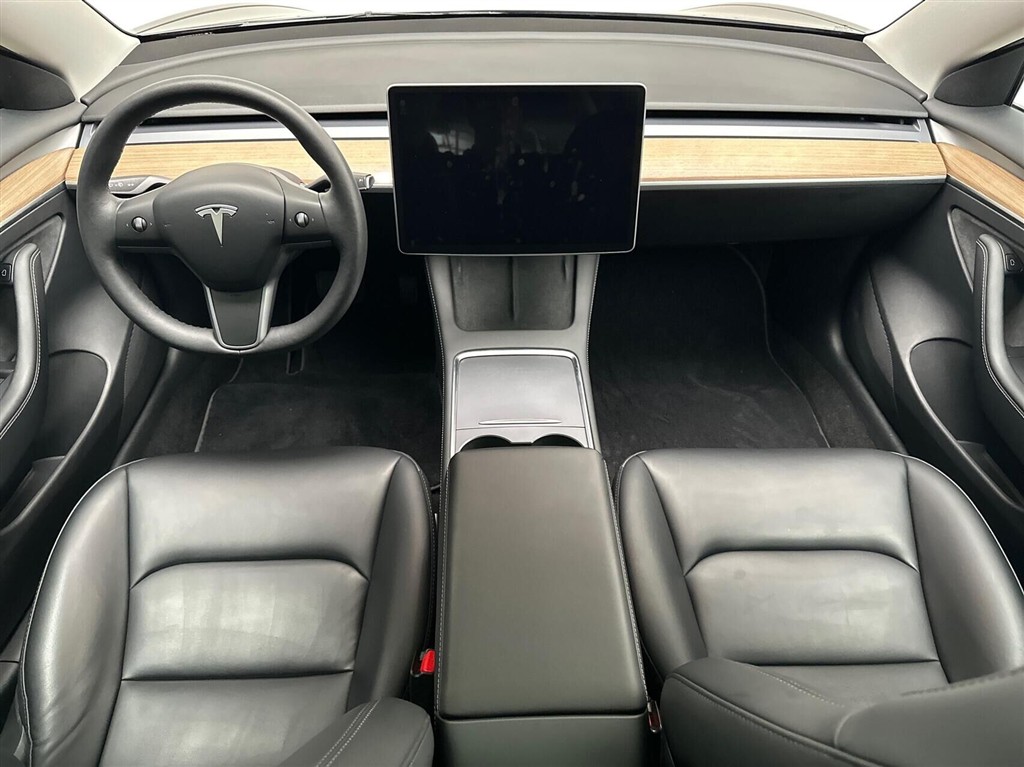 Tesla Model 3 Standard Range billede 5