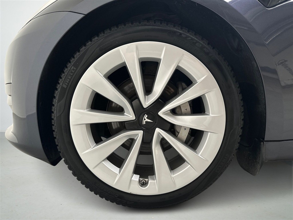 Tesla Model 3 Standard Range billede 9