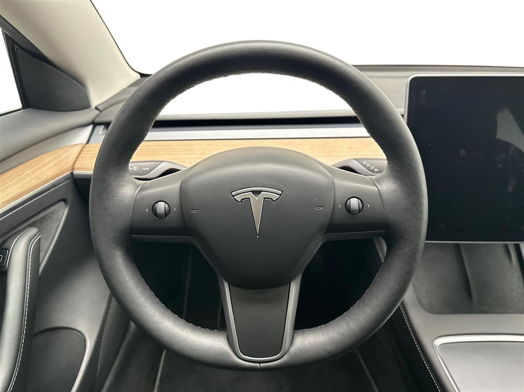 Tesla Model 3 Standard Range billede 10