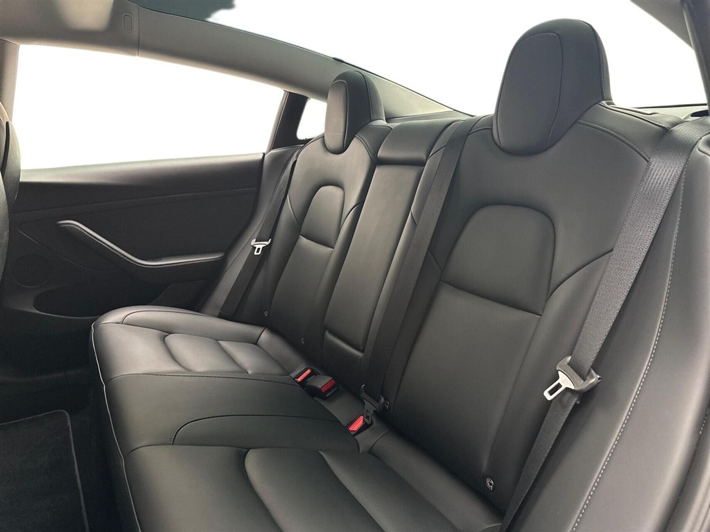 Tesla Model 3 Standard Range billede 13