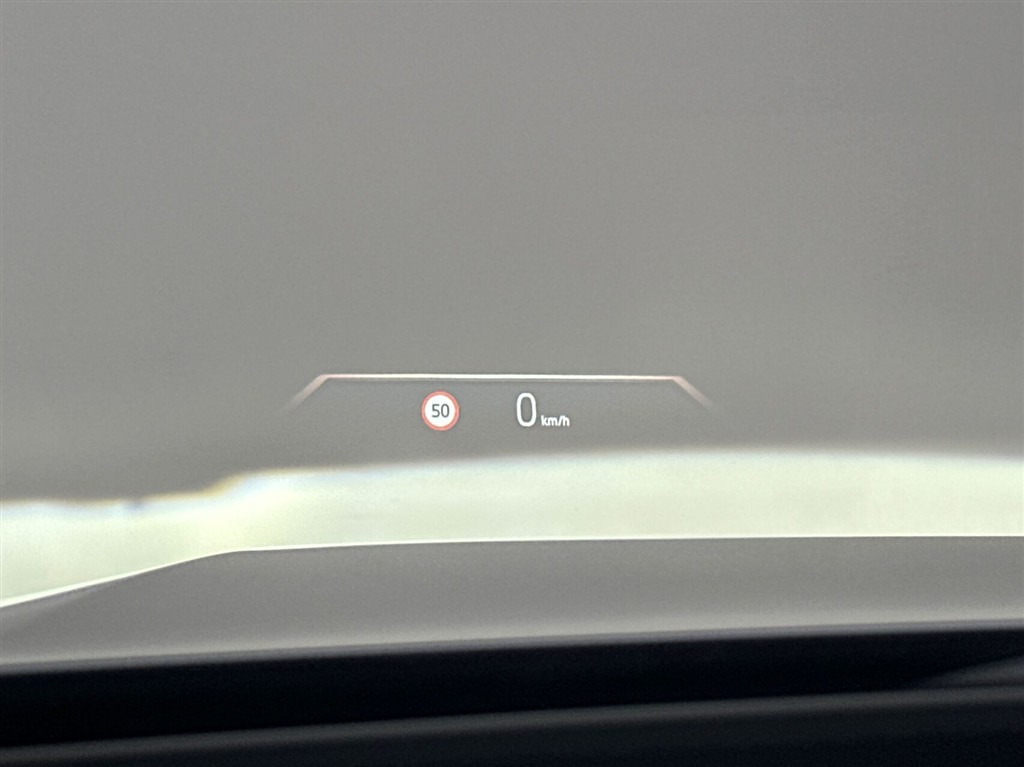 BMW i5 Fully Charged billede 22