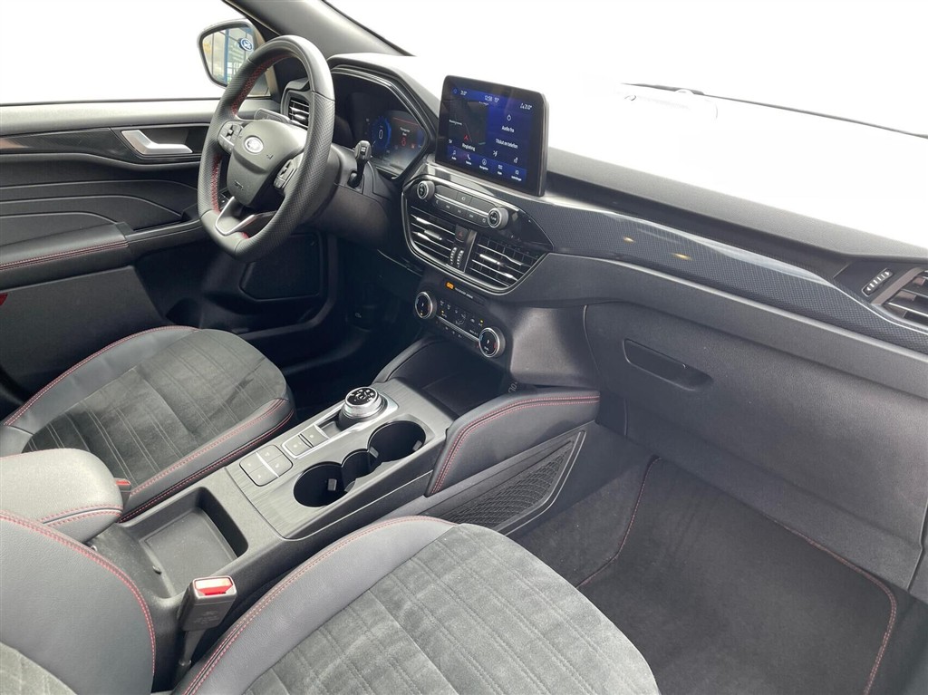 Ford Kuga ST-Line X billede 10