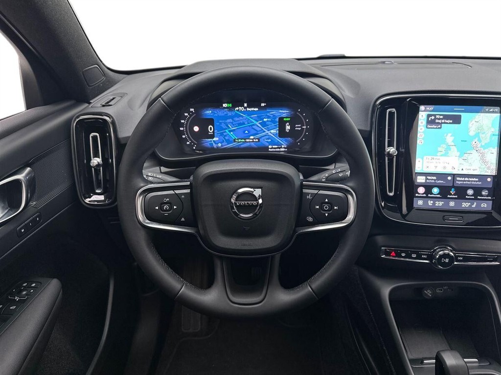Volvo EC40 Black Edition Plus billede 11