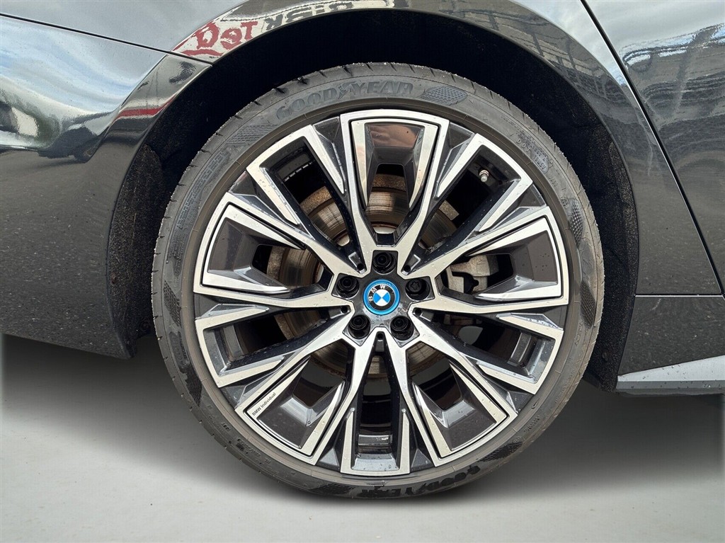 BMW i4 M-Sport billede 8